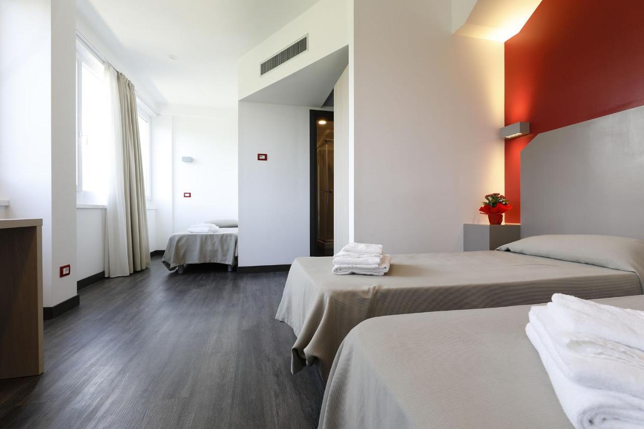 Casa Per Ferie San Juan De Avila روما المظهر الخارجي الصورة